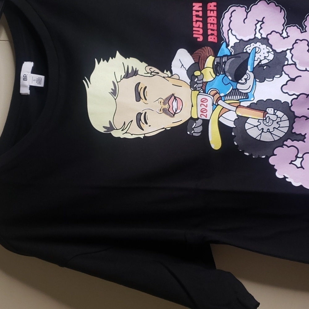 𝅺JUSTIN Bieber 2020 Changes Tour Crop Graphic Tee in Black - Picture 6 of 9